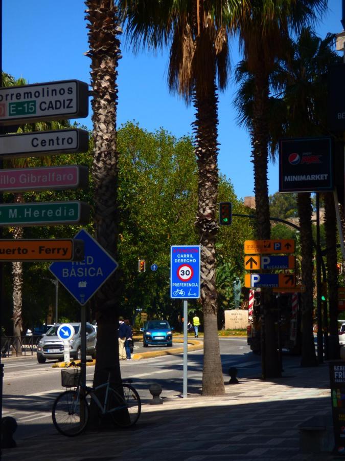 מאלגה Nuevo Apartamento Lujo Playa Malagueta-Centro מראה חיצוני תמונה