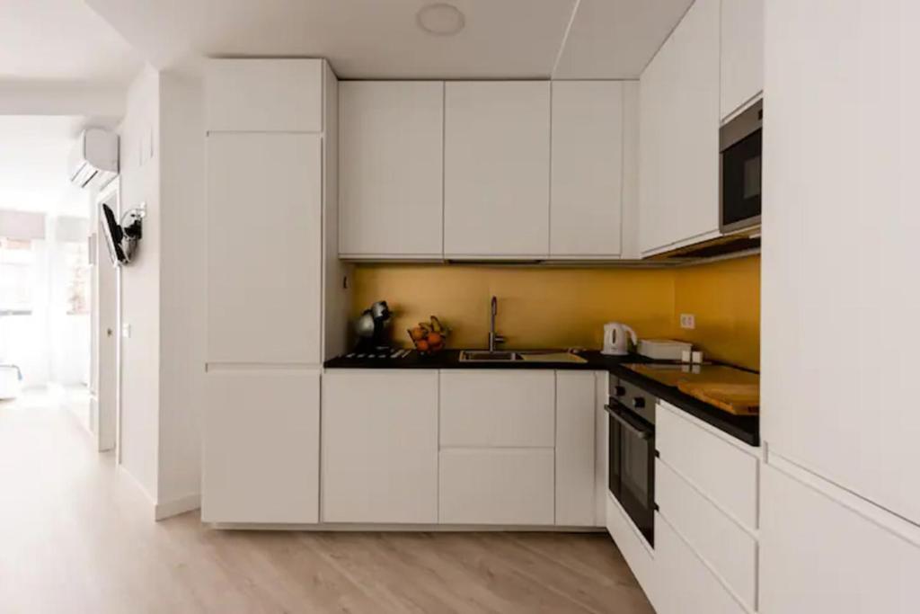 מאלגה Nuevo Apartamento Lujo Playa Malagueta-Centro מראה חיצוני תמונה